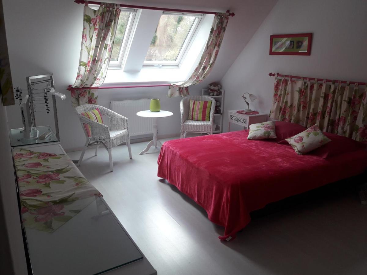 Chambre D'Hote Avec Piscine Couverte Coulaines ภายนอก รูปภาพ
